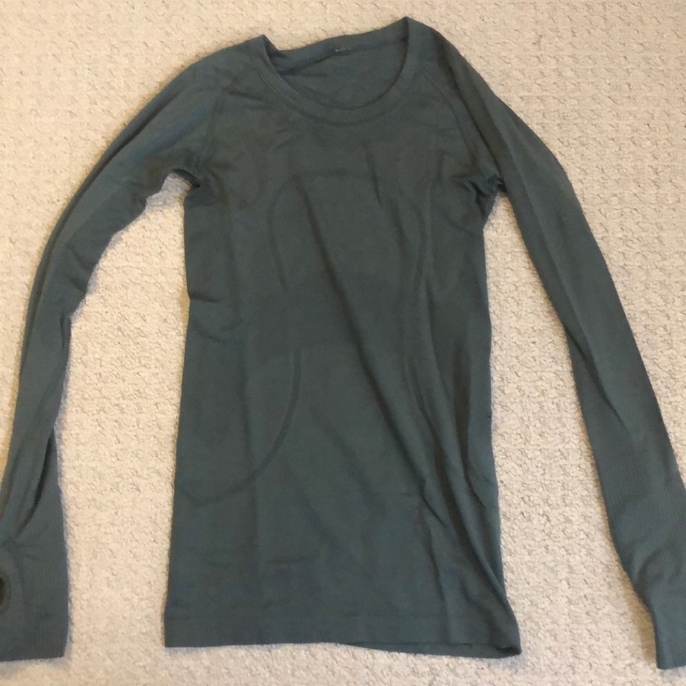 Lululemon Swiftly Tech Long Sleeve